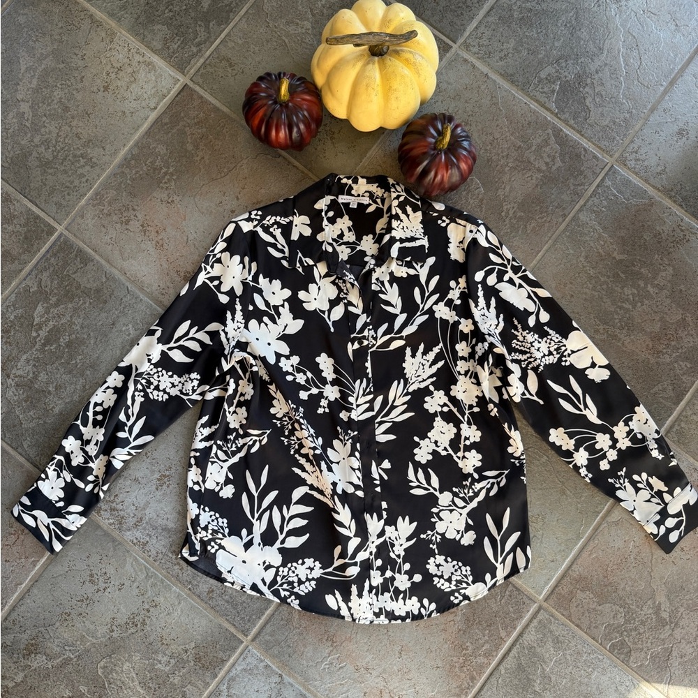Floral Black and White Women's Blouse